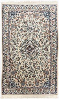 Matta Old, Nain, part silk, 9 LAA, ca 203 x 127 cm.
