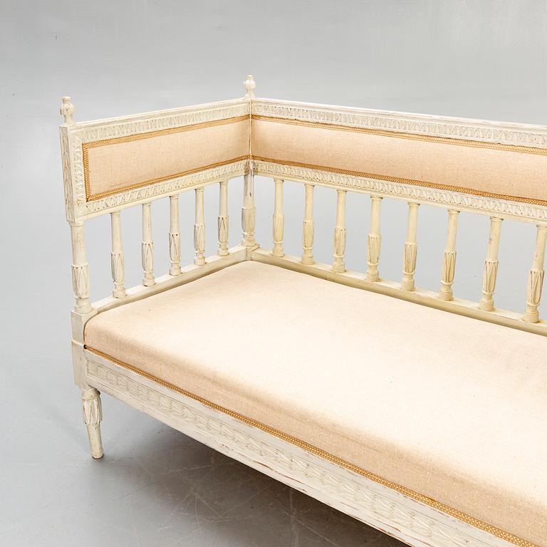 A painted Swedish Gustavian sofa around 1800.