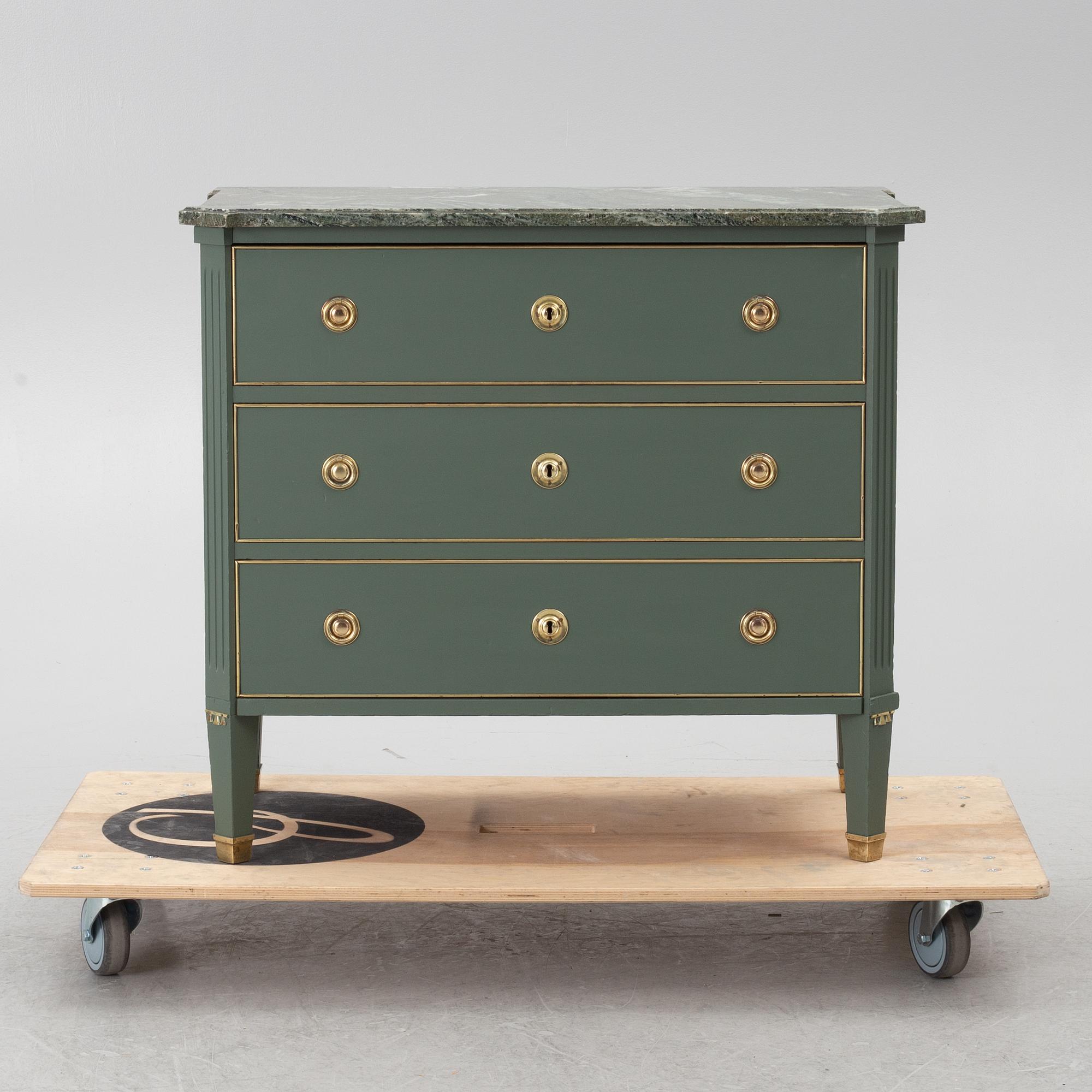 A Gustavian style chest of drawers, second half of the 20th century.