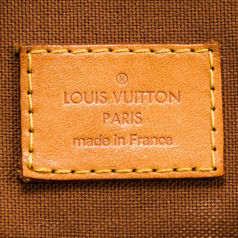 LOUIS VUITTON Monogram Canvas Eole 50 TRAVEL BAG.