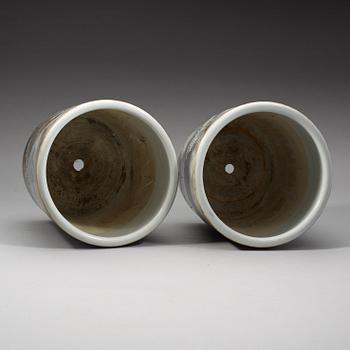 A pair of Chinese enamelled porcelain flower/scroll pots, first half of 20th Century.