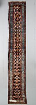 MATTA, galleri, orient, ca 520 x 87 cm.