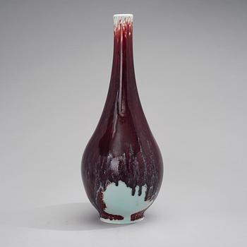 FRIEDL HOLZER-KJELLBERG, A CERAMIC VASE. Signed Arabia, F.H.Kj. 1950s.