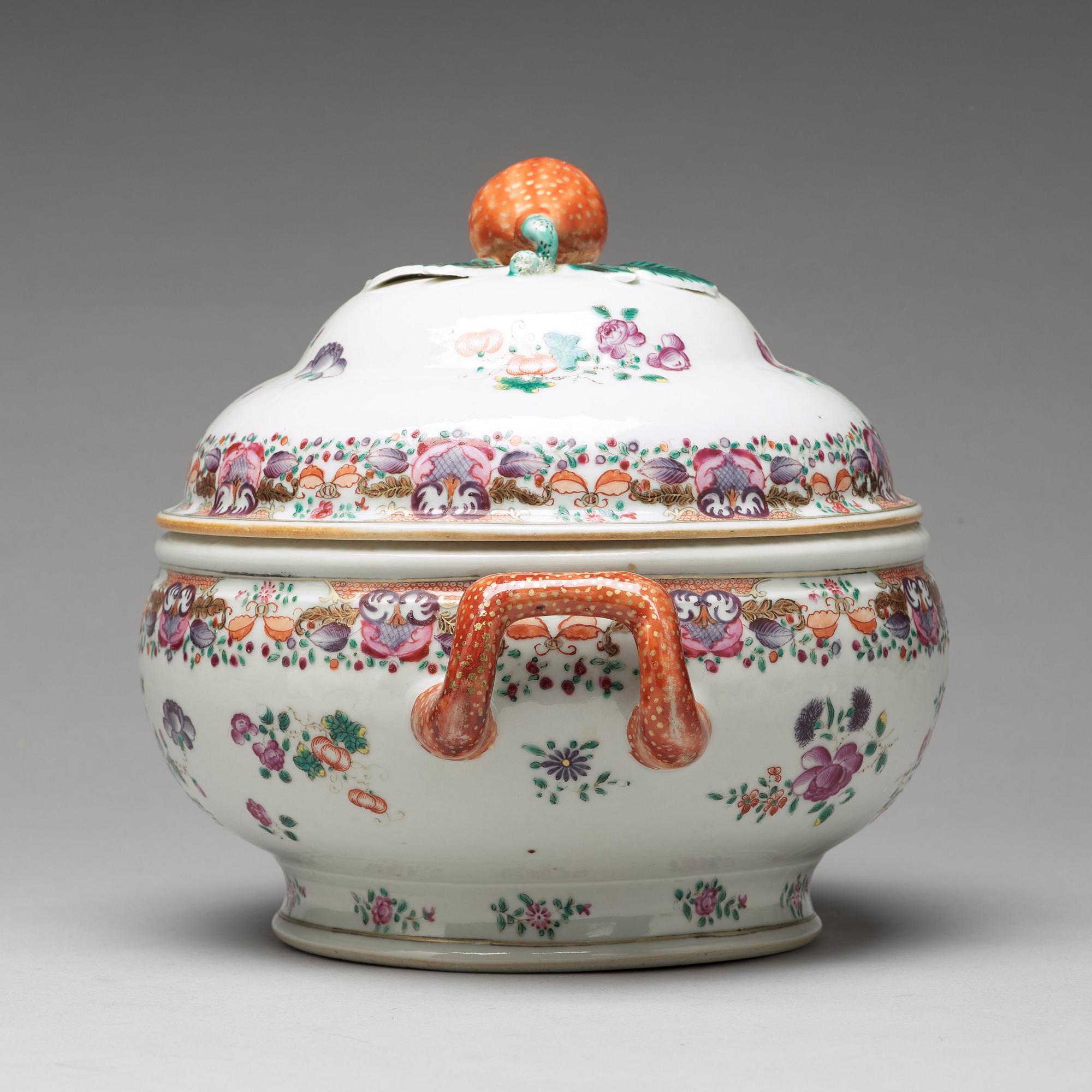 TERRIN med LOCK, kompaniporslin. Qingdynastin, Qianlong (1736-95).