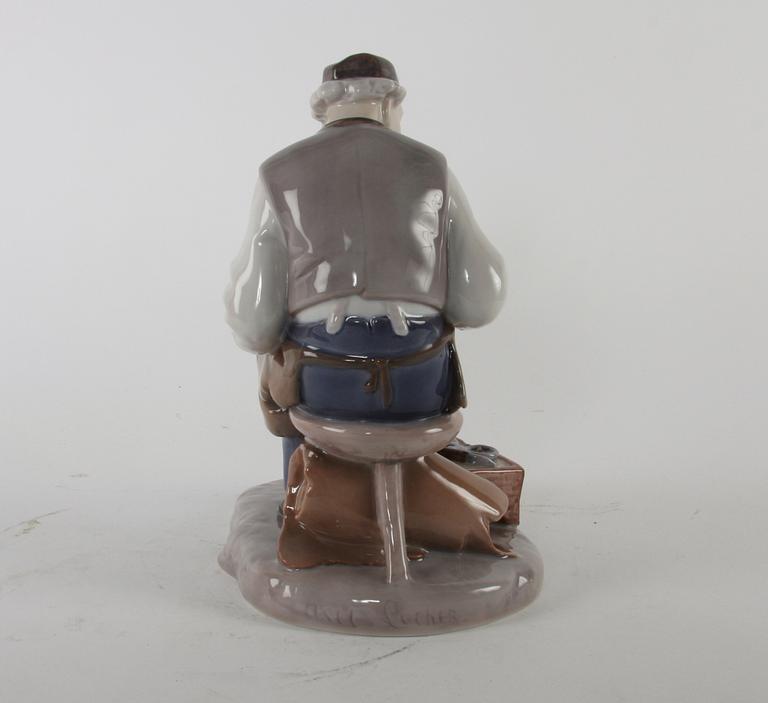 FIGURIN, porslin, Bing & Gröndal.