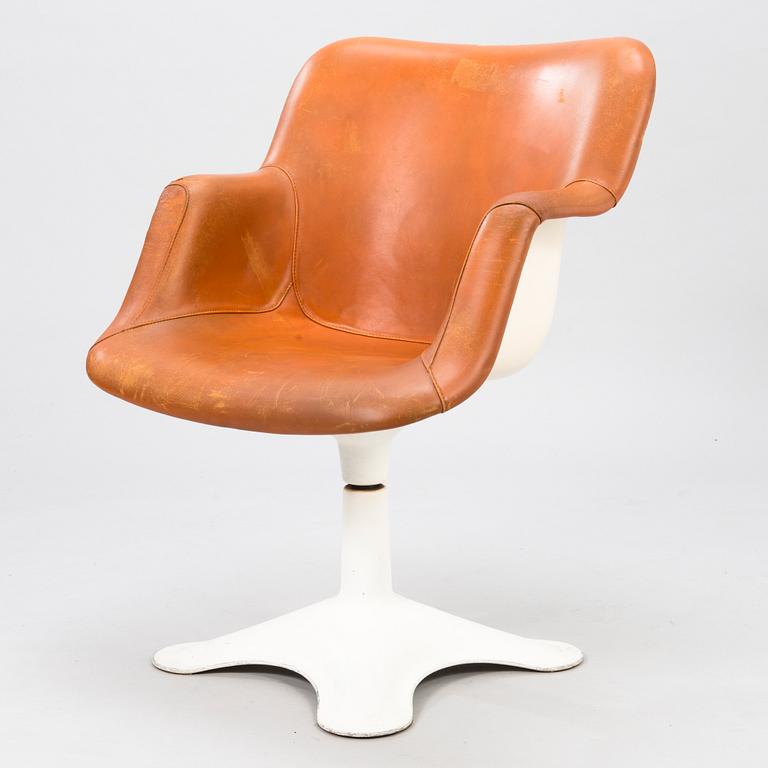 YRJÖ KUKKAPURO, a pair of 1970's '417' chairs for Haimi.