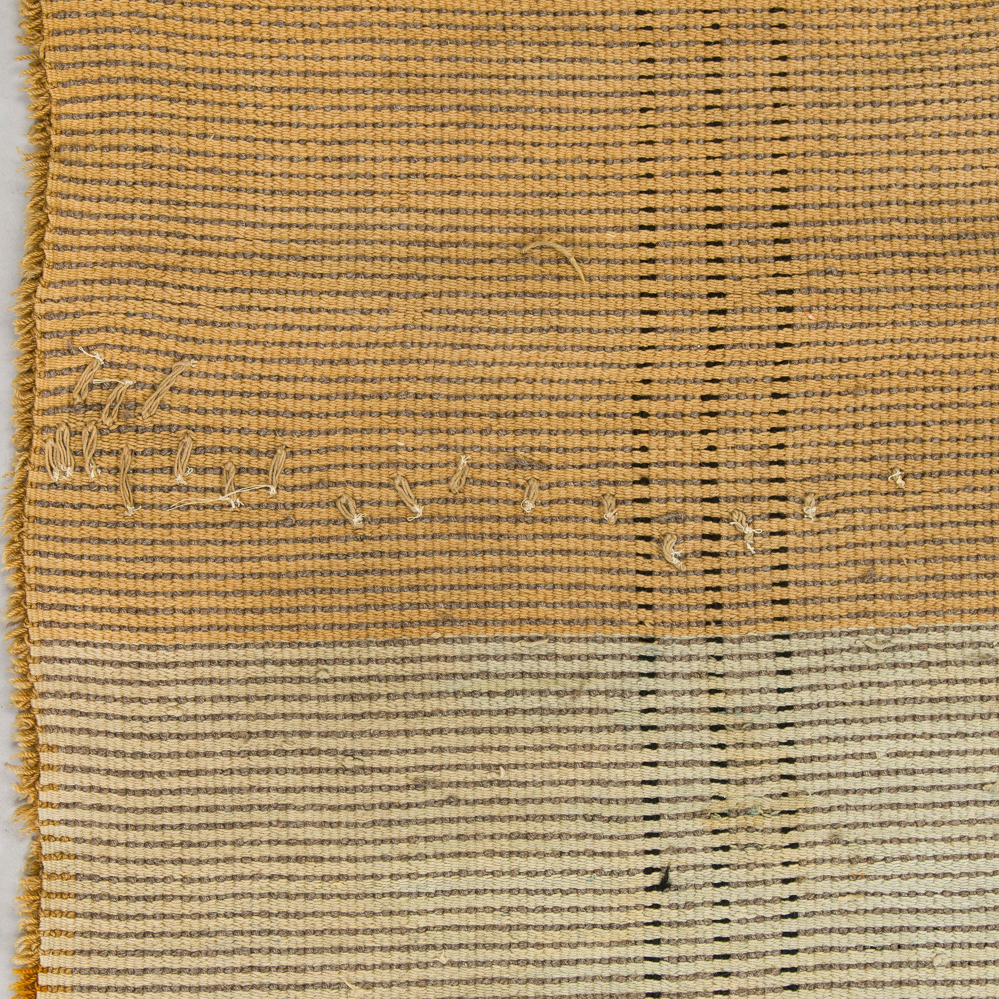 Ryijy/ penkkiryijy, noin 320 x 130 cm.