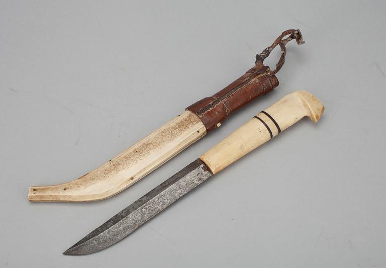 PUUKKO-KNIV, sign. Johannes Lauri, Rovaniemi. Ca 1930.