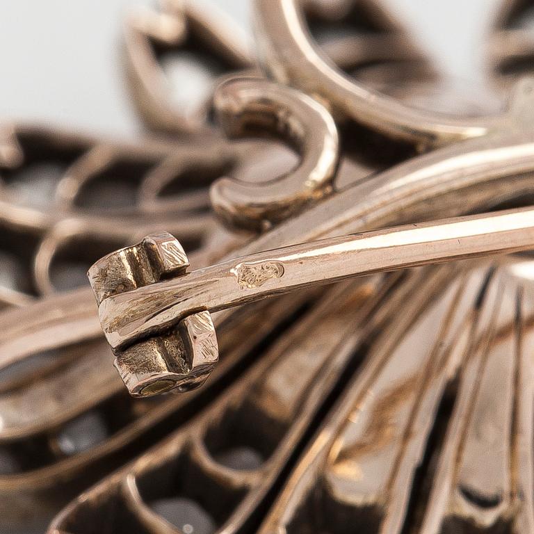 Brosch/hårsmycke/hänge, 18K guld/silver och gammalslipade diamanter, Franska stämplar, 1900-talets början.