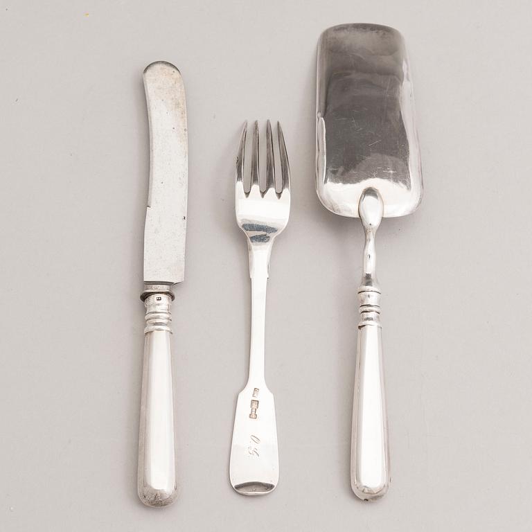 LEOPOLD MICHELSEN, A silver cake server and a knife and fork, Tallinn 1879-81.