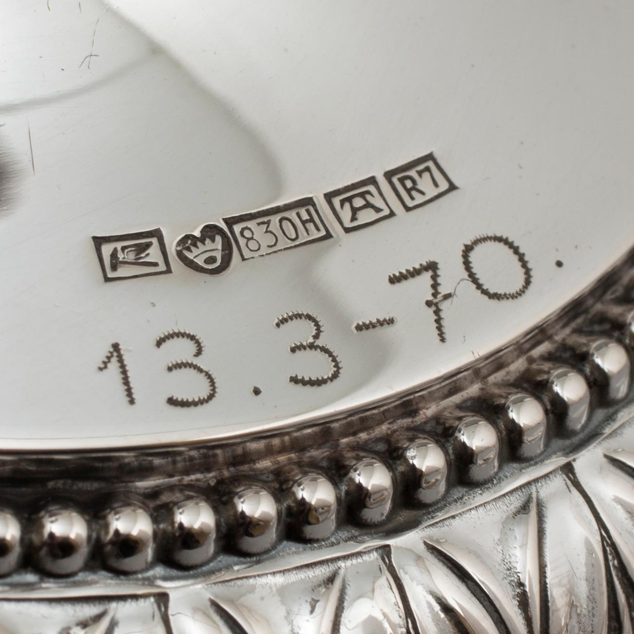 LJUSSTAKAR, ett par, silver, gustaviansk stil, Finland, 1970-95.