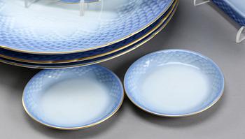 SERVIS, 43 delar, "Blå ton", Bing & Gröndahl och Royal Copenhagen.