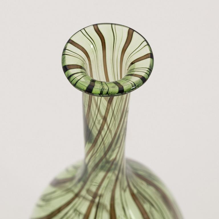 Eva Englund, skål samt flaska/vas, graalteknik, Orrefors, 1977-1978.