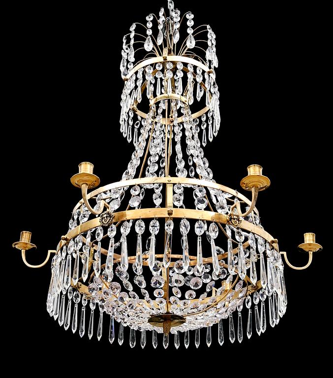 LJUSKRONA, sengustaviansk, 1800-talets första hälft. Höjd ca 80 cm.
