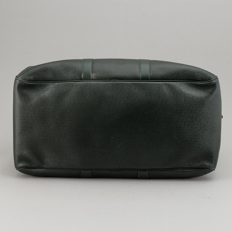 LOUIS VUITTON, 'Taïga Kendall PM'.