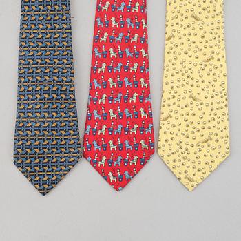 Hermès, three silk ties.