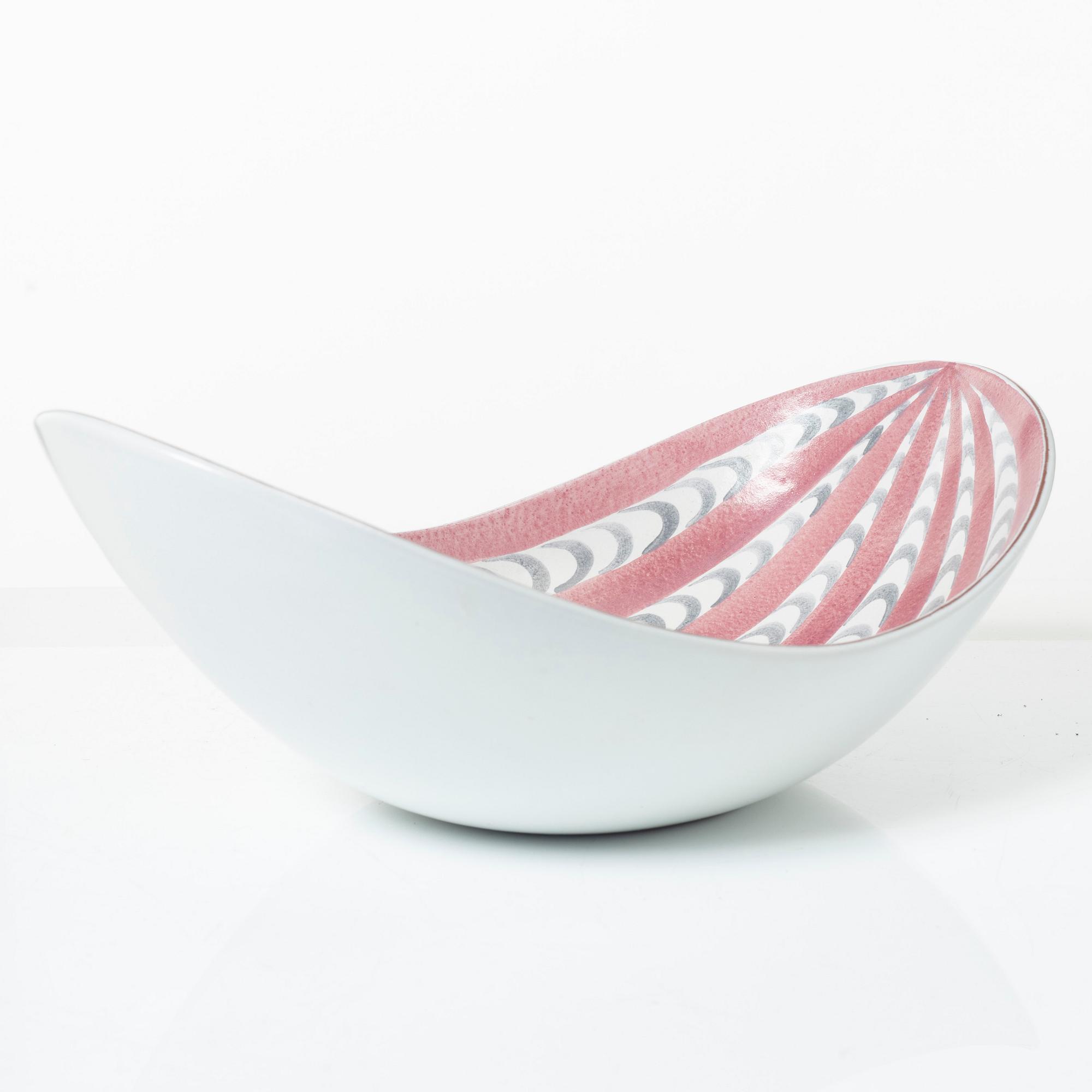 Stig Lindberg, two bowls, Gustavsberg Studio.