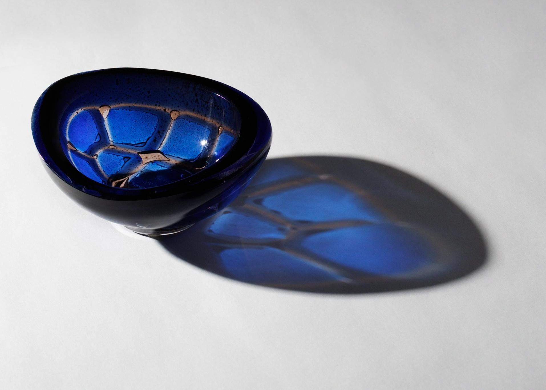 A Sven Palmqvist ravenna glass bowl, Orrefors 1974.