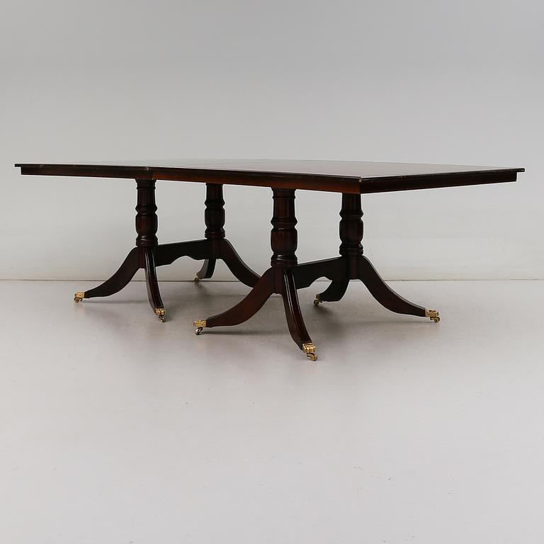 MATBORD, England, 1900-talets andra hälft.