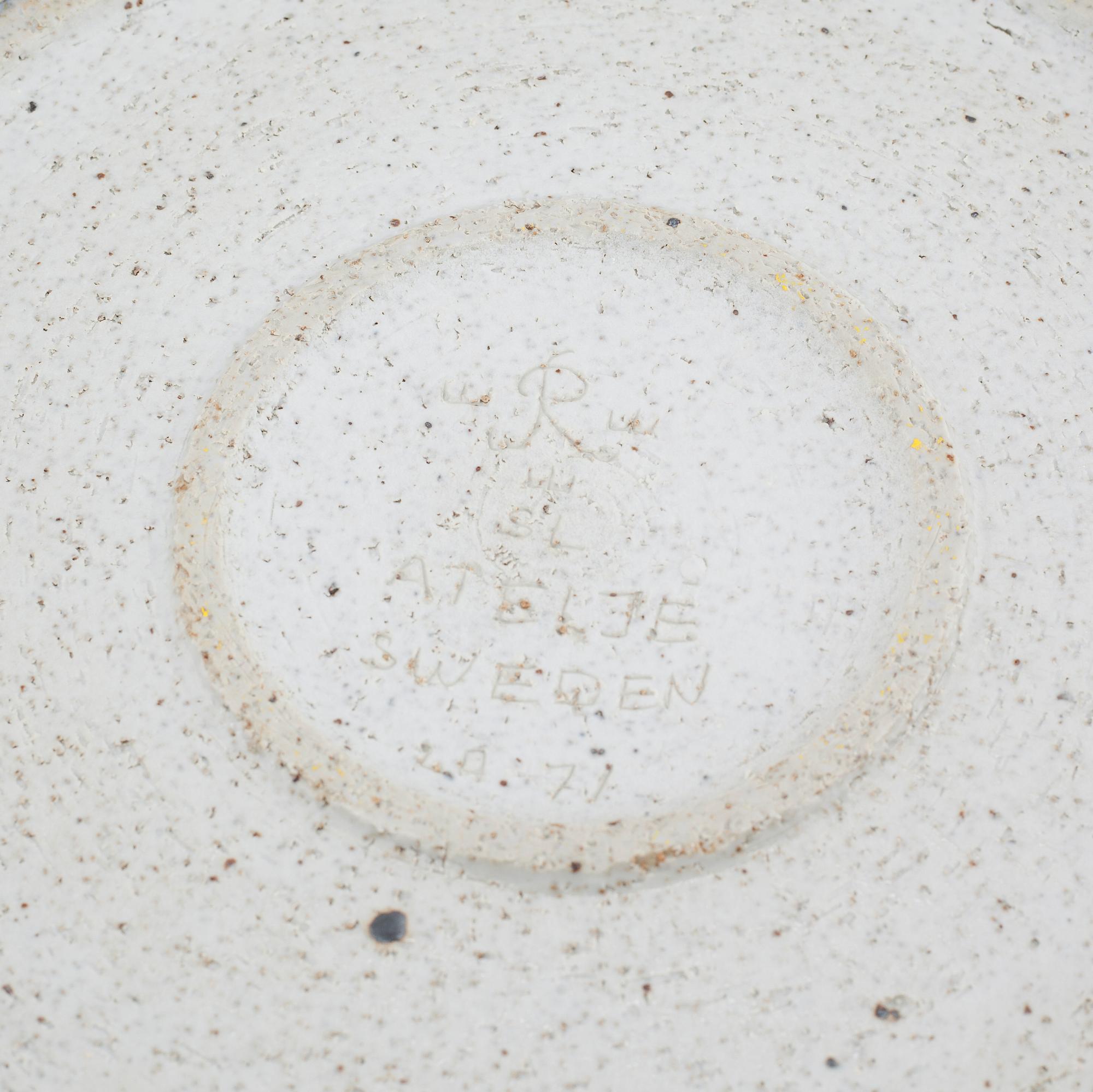 SYLVIA LEUCHOVIUS, skål, chamotterat stengods, Rörstrands Ateljé, signerad SL och daterad -71.