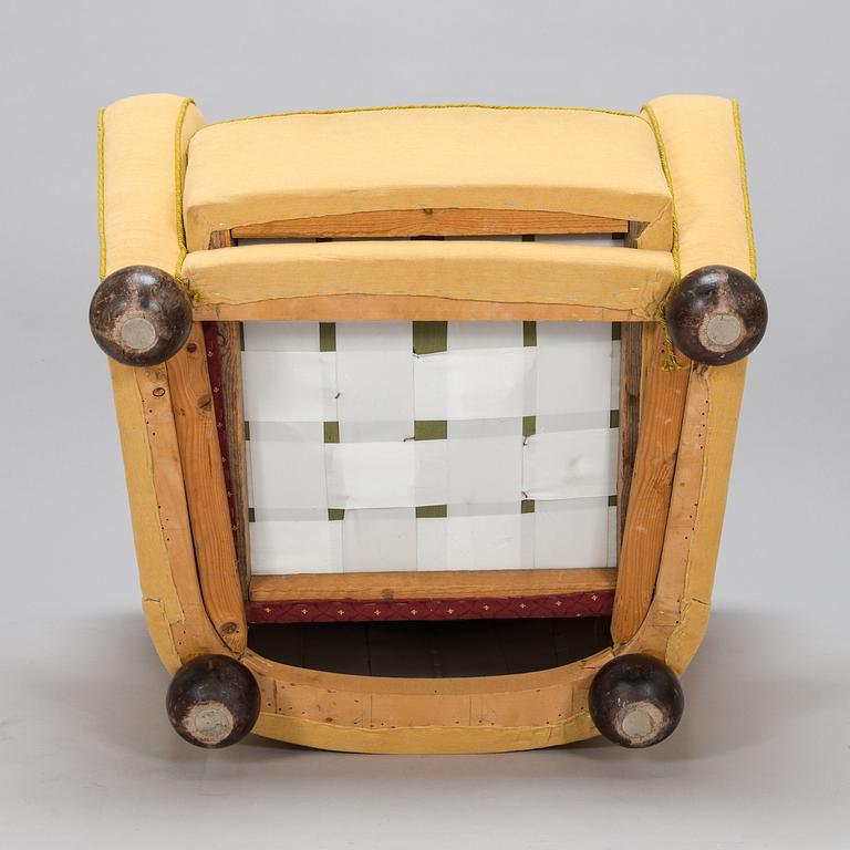 Märta Blomstedt, an 'Aulanko-model' armchair. Designed in 1939.