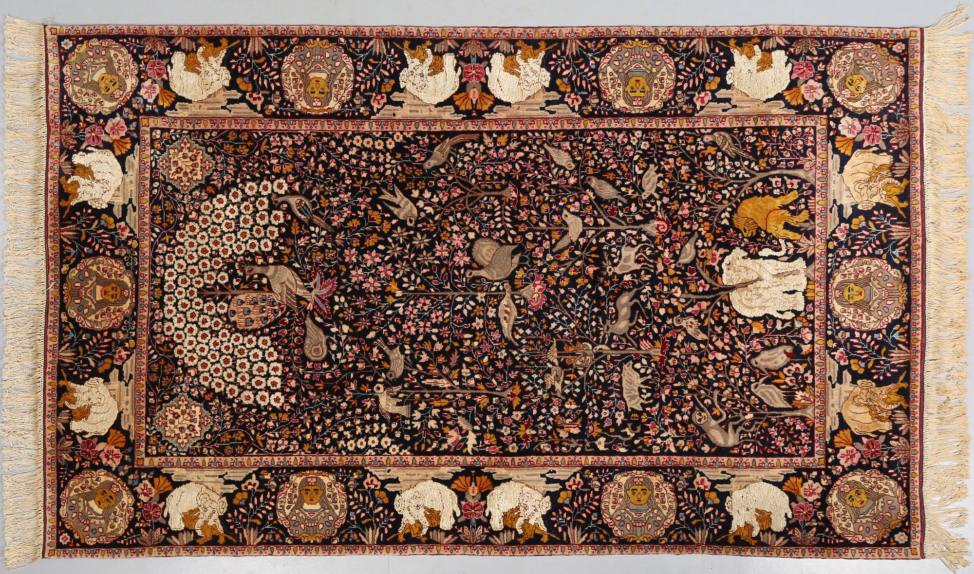 MATTA, troligen Indien, ca 213 x 133 cm.