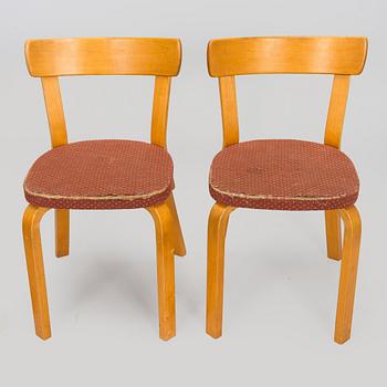 Alvar Aalto, tuolipari malli 69 ja jakkara malli 60, O.Y. Huonekalu- ja Rakennustyötehdas A.B. 1900-luvun puoliväli.