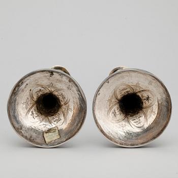 LJUSSTAKAR, ett par, silver, Wien, Österriket Ungern 1806. Vikt ca 545 gram.