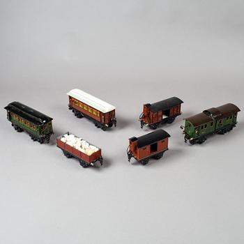 MÄRKLIN, 6 stycken tågvagnar, 0-skalan, Tyskland, 1920/30-tal.