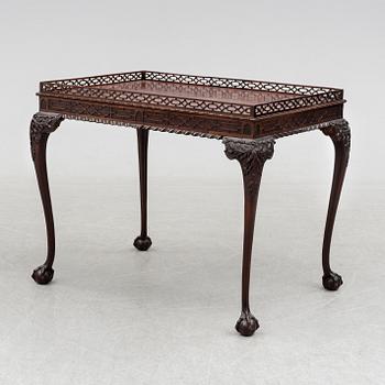 BORD, Chippendale-stil, England, 1800-tal.