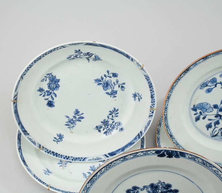 TALLRIKAR, 8 st, porslin, Kina, 1700-tal.