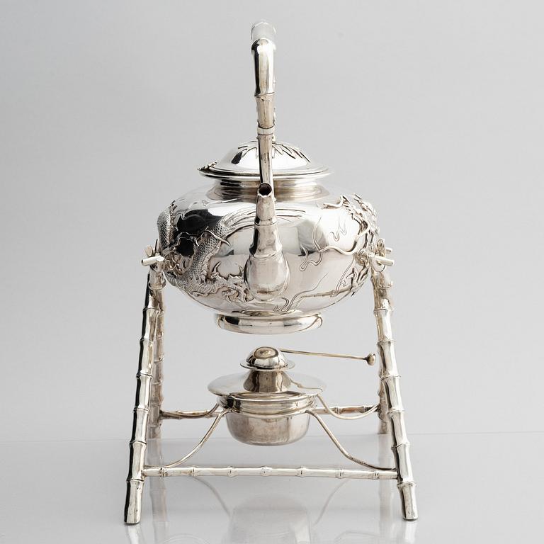 Teservis, fem delar, silver. Wang Hing & Co, Hong Kong & Canton.