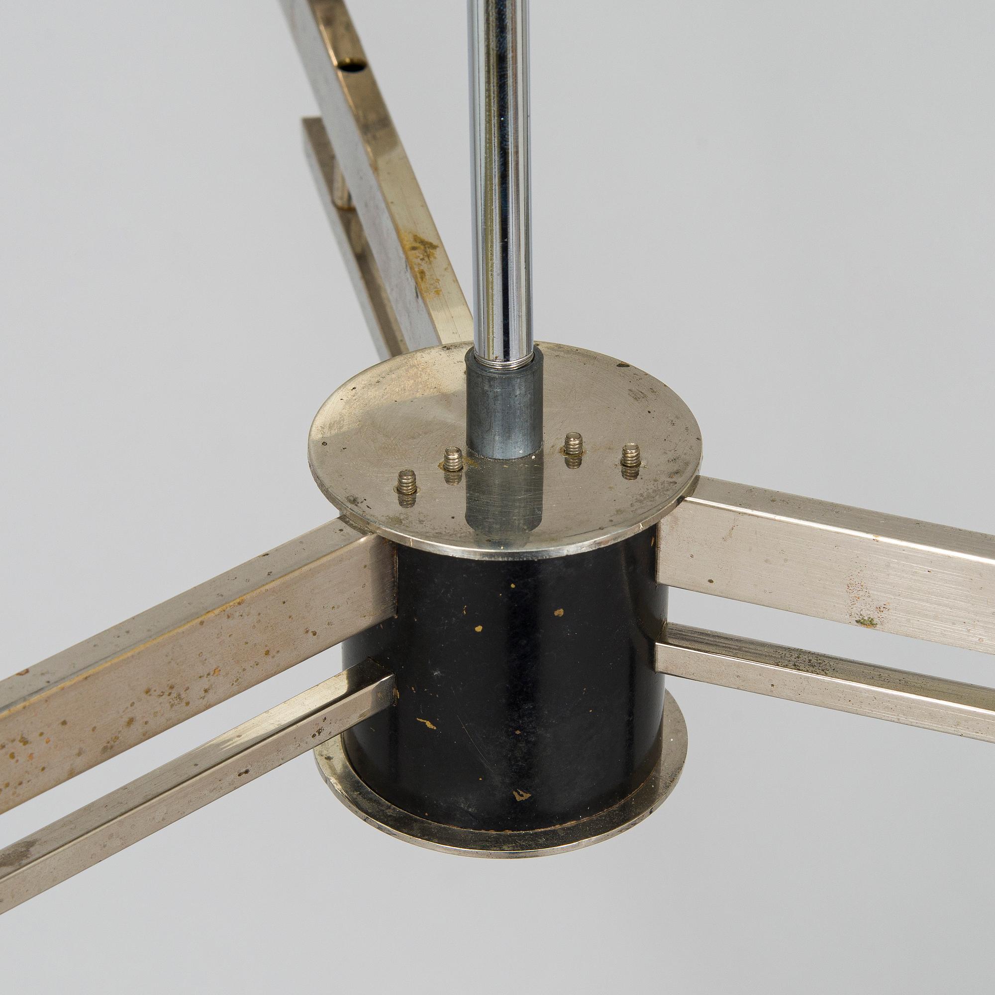 Paavo Tynell, a 1930s '3023/3' chandelier for Taito.