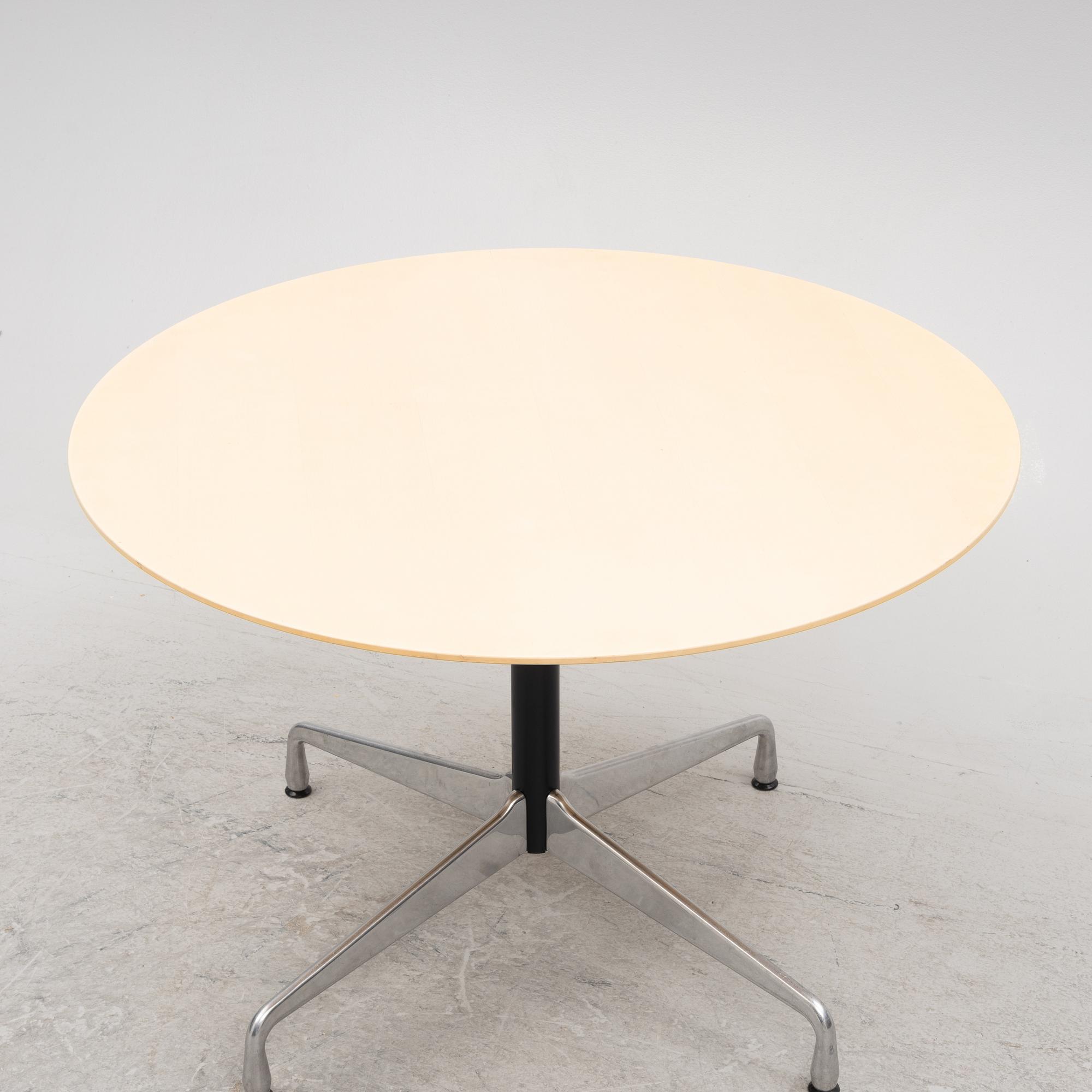 Charles & Ray Eames, matbord, Vitra, 2000-tal.