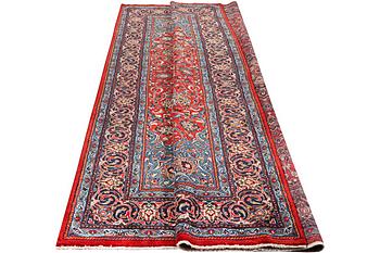 A carpet, Mahal, c. 352 x 249 cm.