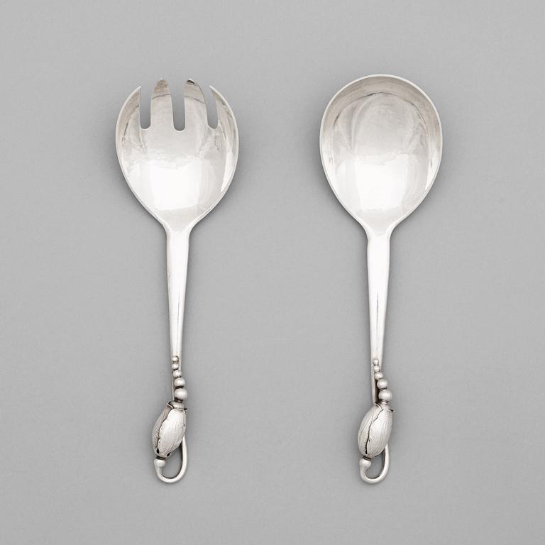 GEORG JENSEN, salladsbestick, ett par "Magnolia/Blossom", Köpenhamn 1945-77, sterling.