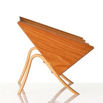 Bruno Mathsson, an ash and beech book stand, Firma Karl Mathsson, Värnamo, 1950s.