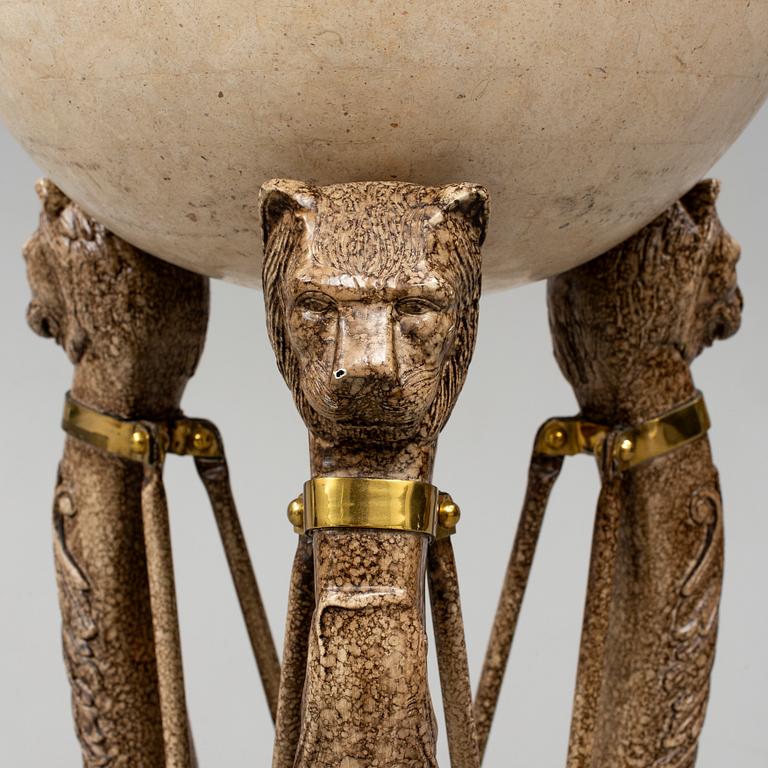 A late 20th Century pedestal.