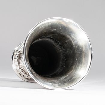 BÄGARE, silver, GAB, Stockholm 1935. Tot. vikt ca 345 g.