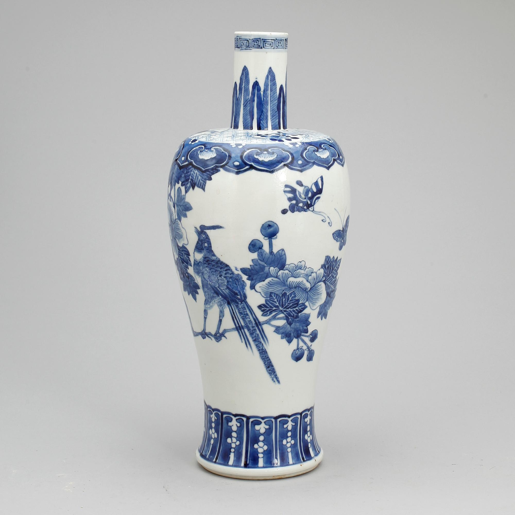 VAS, porslin, Kina, 1800-tal.