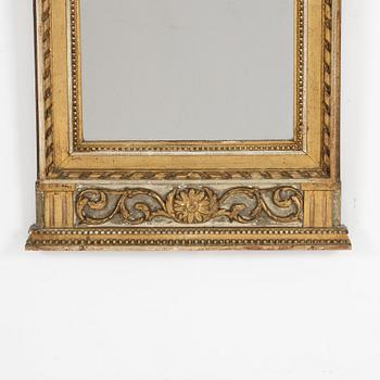 Spegel, sent 1700-tal, gustaviansk.