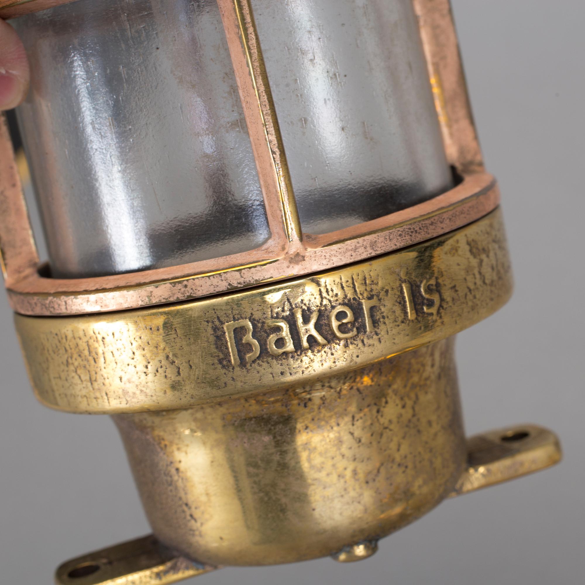 MÄSSBELYSNING, 3 st. Baker IS, 1900-talets mitt.