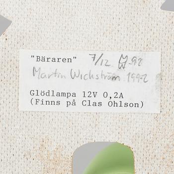 MARTIN WICKSTRÖM, "Bäraren",väggobjekt med elmontering. Numrerad 7/12. Signerad och daterad 92.
