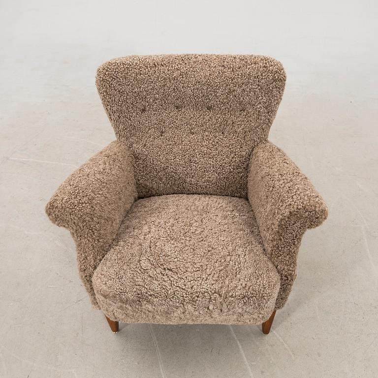 Fritz Hansen armchair, model 8020, 1950s, Denmark.