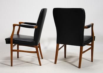 KARMSTOLAR, ett par, 1930/40-tal.
