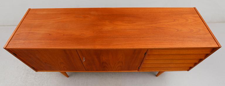 SIDEBOARD, 1900-talets andra hälft.