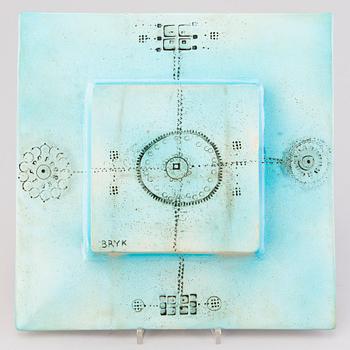 RUT BRYK, reliefi, kivitavaraa, signeerattu BRYK.