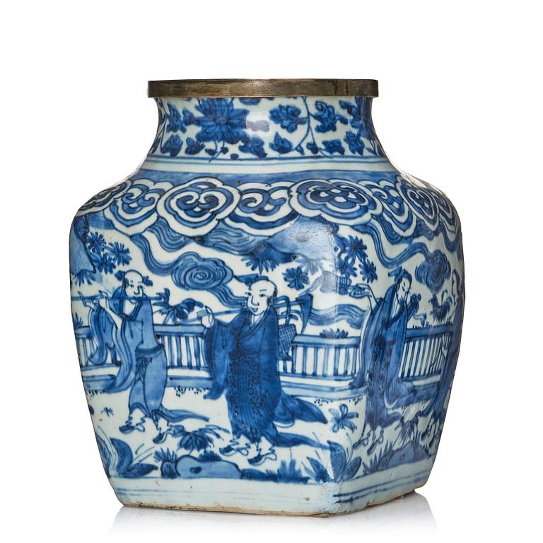 A blue and white jar, Ming dynasty, Wanli (1572-1620).