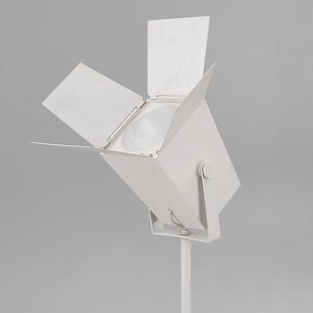 Thomas Bernstrand & Mattias Ståhlbom, golvlampa, "Foto". samtida.