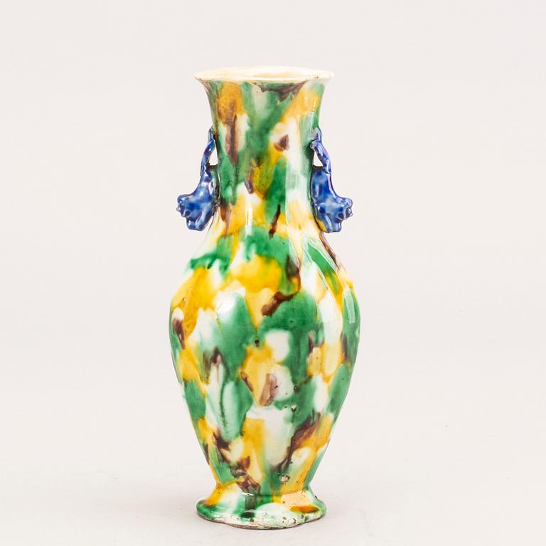 Vas, porslin. Qingdynastin, 1700-tal.